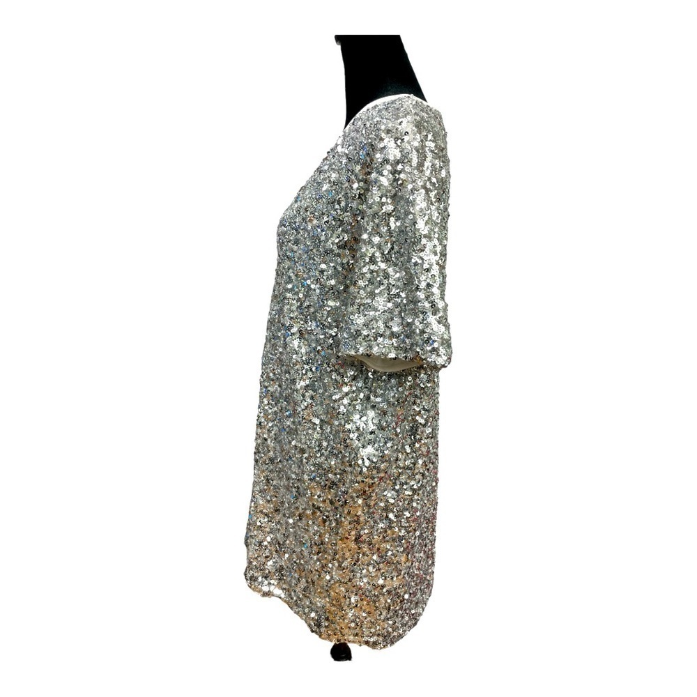 Hidden Label Silver Sequin Dress Size Small - Short Sleeve, V-Neck, Fully Lined - Picture 5 of 11
